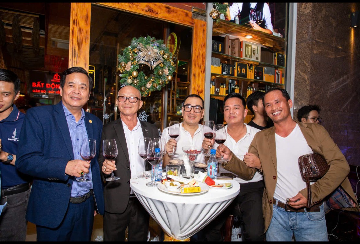SỰ KIỆN WINE &amp; CIGAR NĂM 2022
